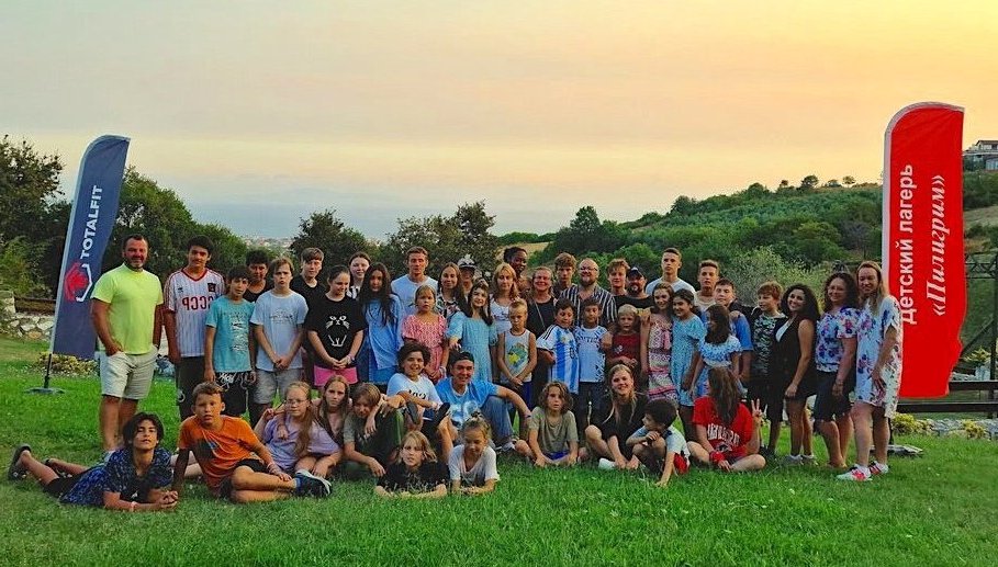 История Пилигримм - творческого лагеря для детей в Турции